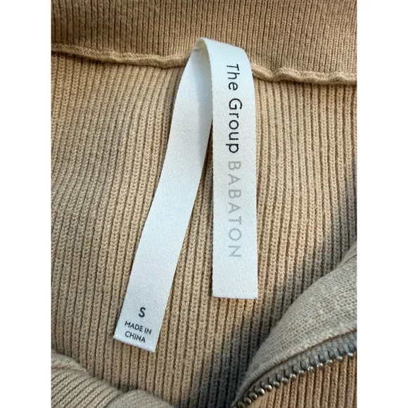 Aritzia | Quarter Zip Collared Sweater | Small - Picture 2 of 3